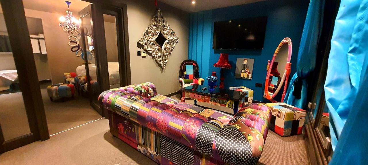 Suite Penthouse Squint
