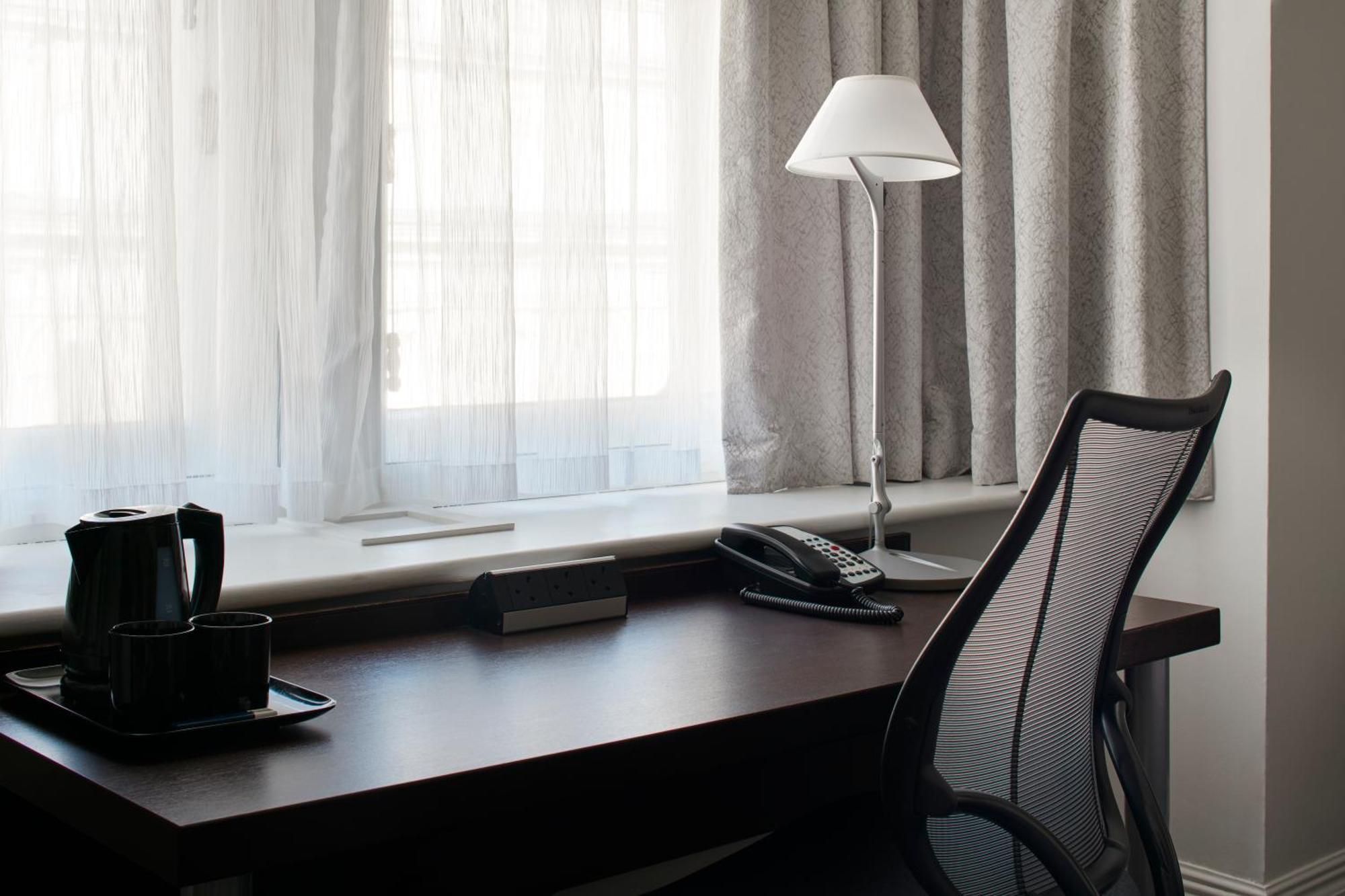 Quarto Standard Acessível a Hóspedes com Mobilidade Condicionada
