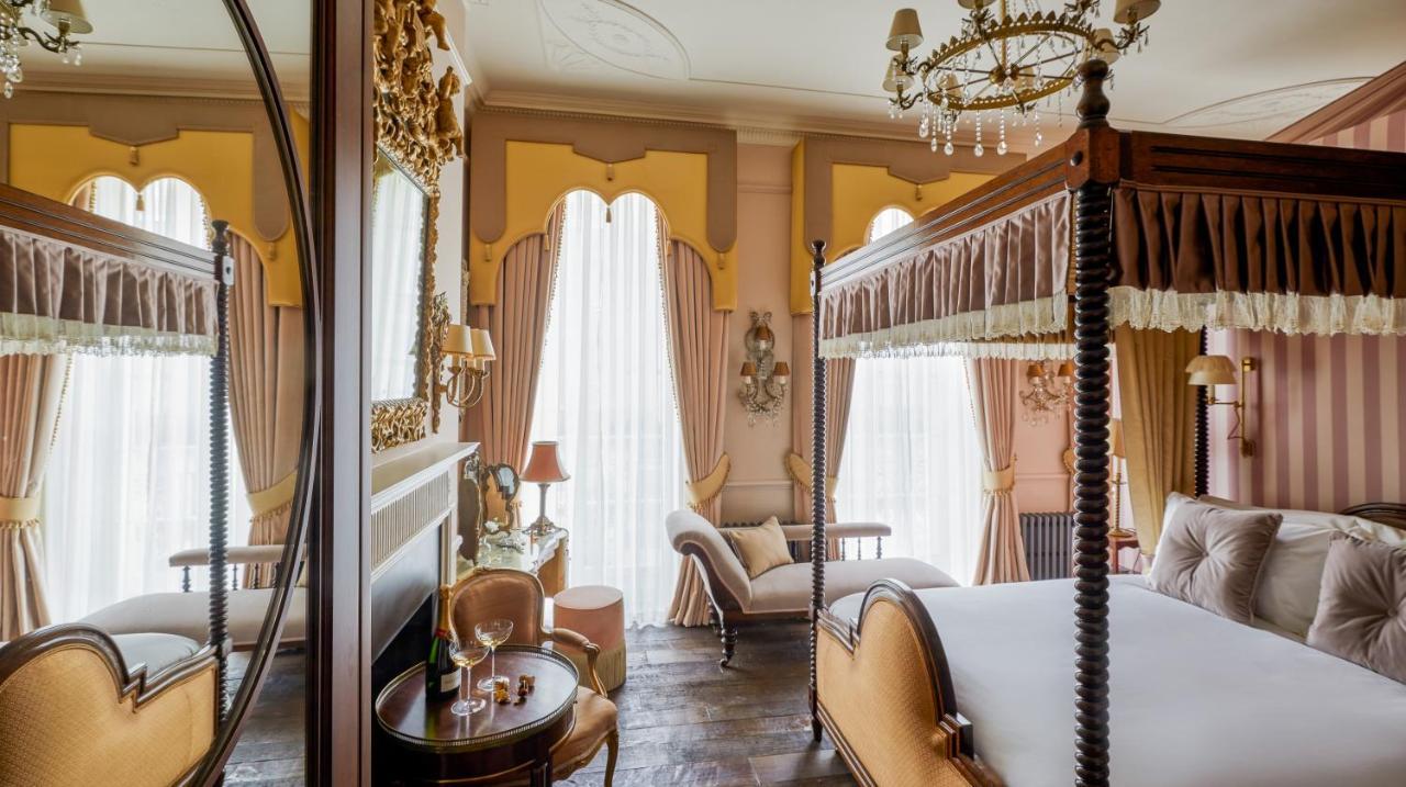 Quarto Queen Deluxe