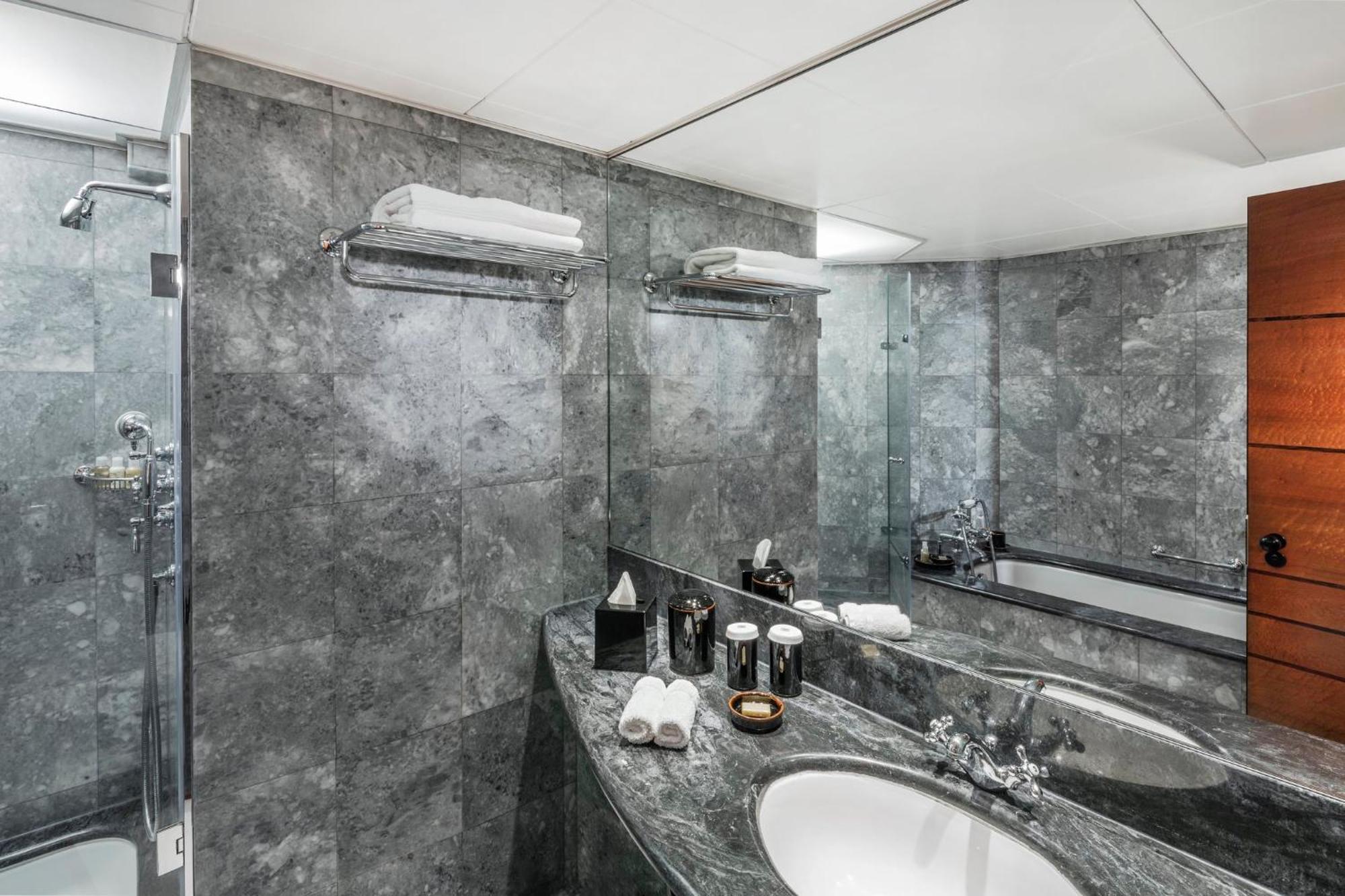 Executive King Suite