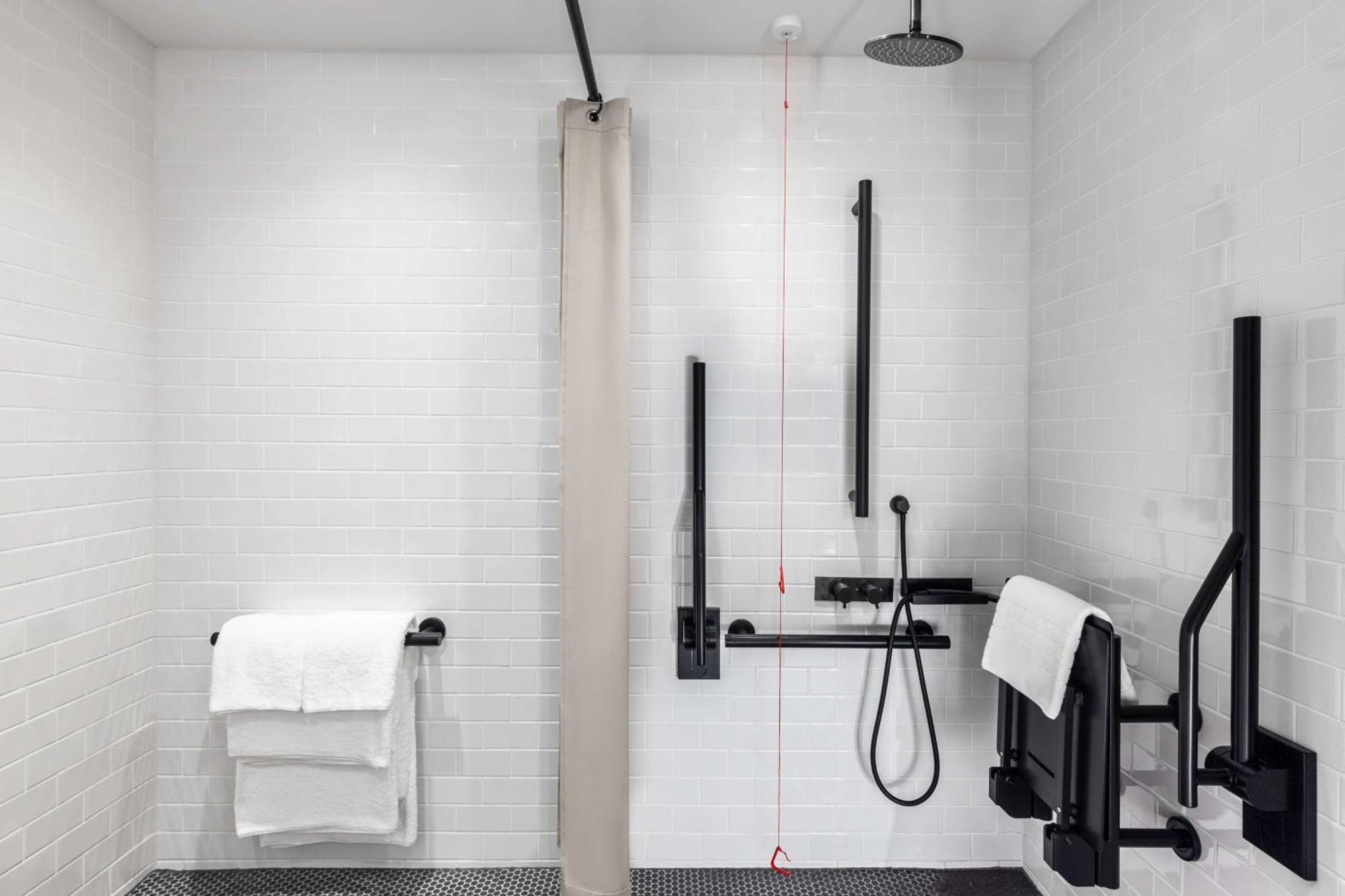 Quarto King - Acessível a Pessoas com Mobilidade Condicionada