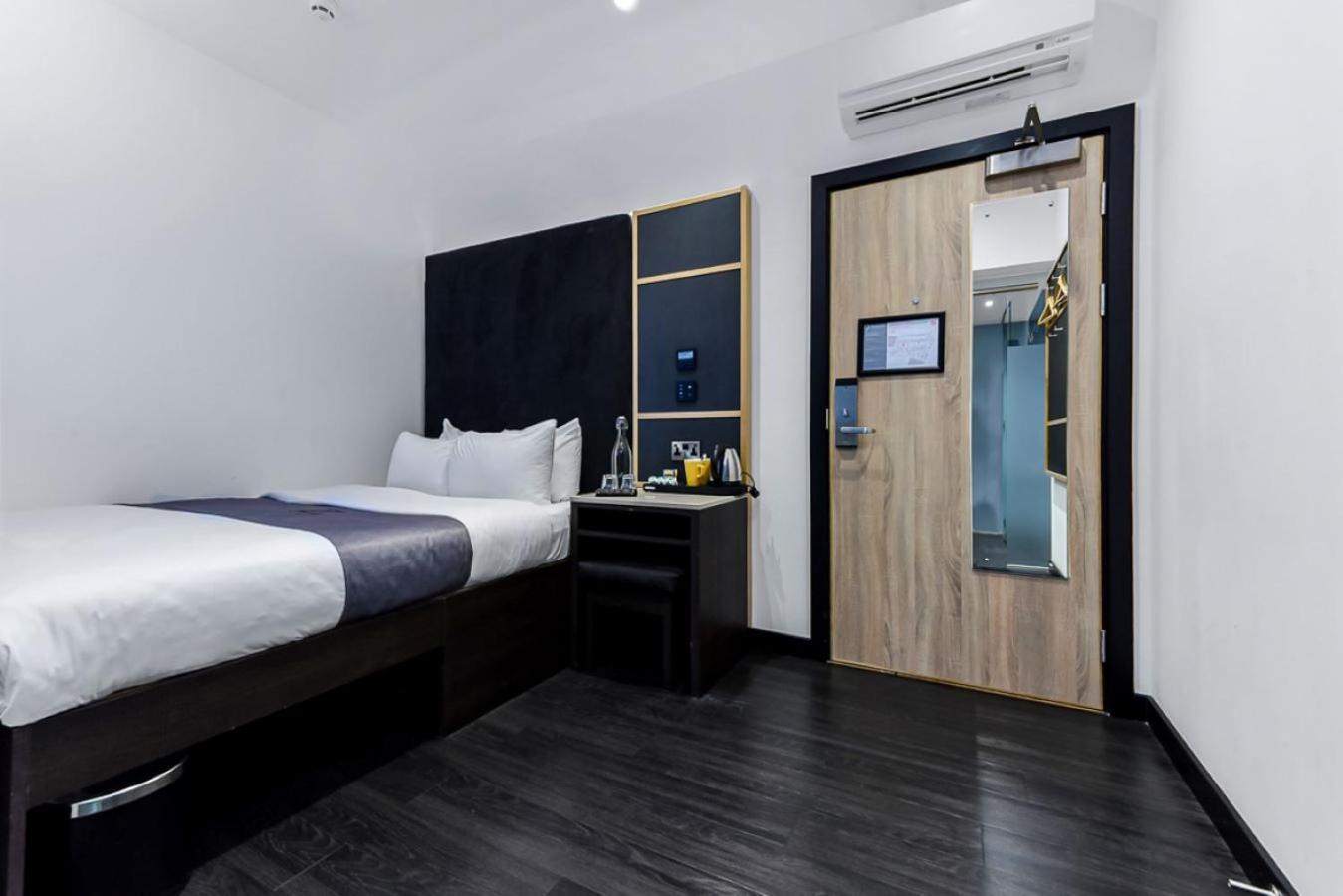 Quarto Z Inside com Acessibilidade e Cama Queen-size - Sem Janela