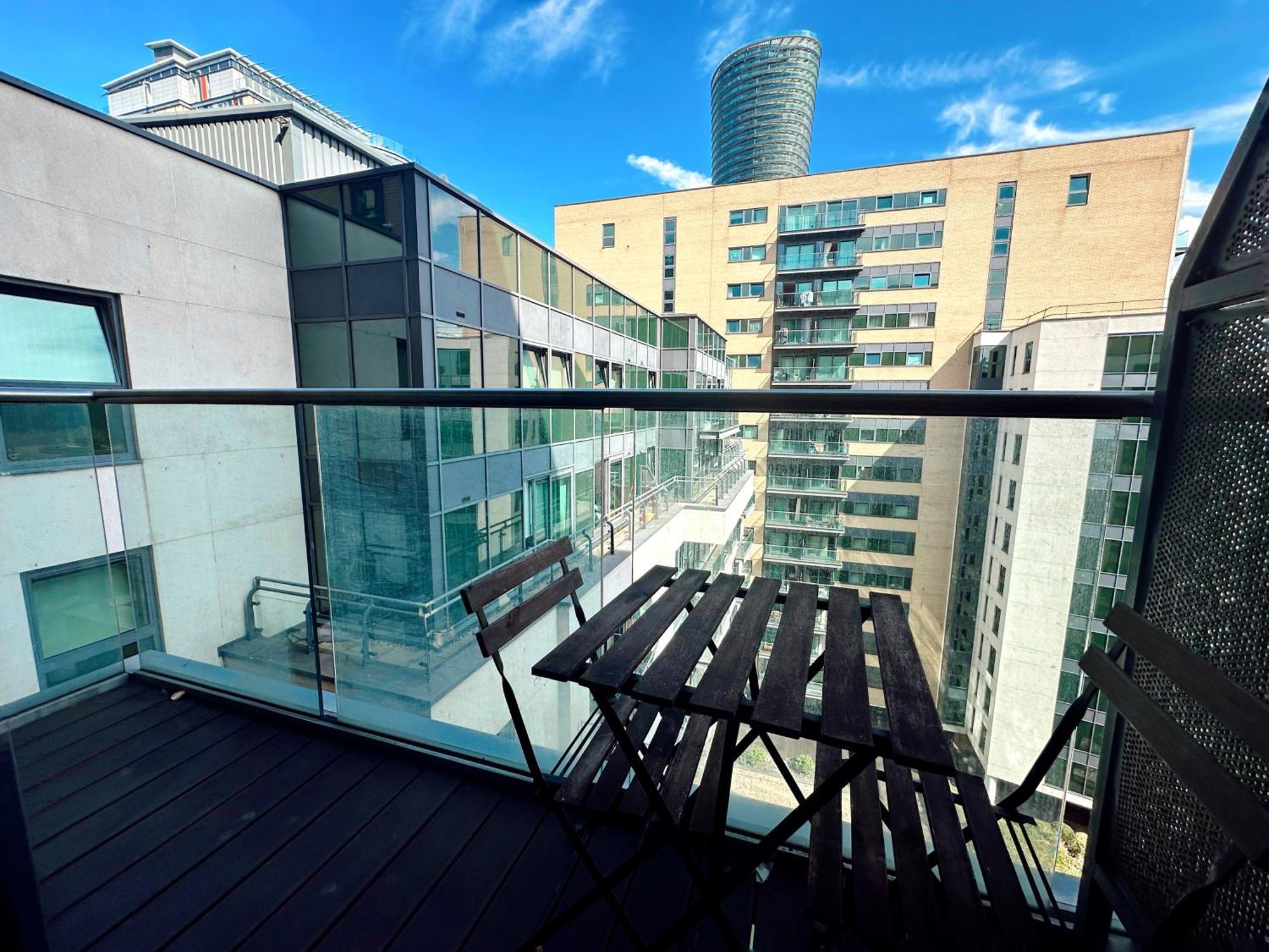 Apartment mit 2 Schlafzimmern und Balkon
