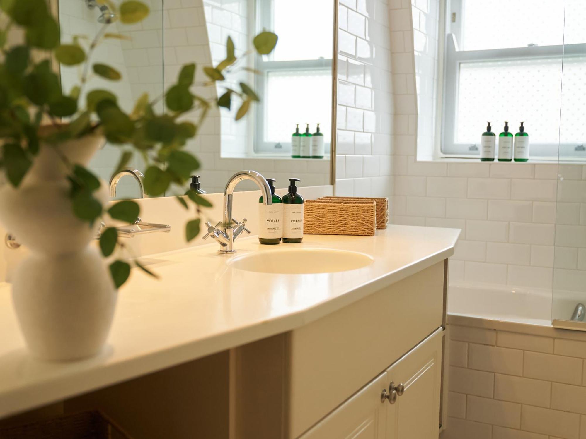 Three-Bedroom Penthouse Apartment,1654256853:JPEG