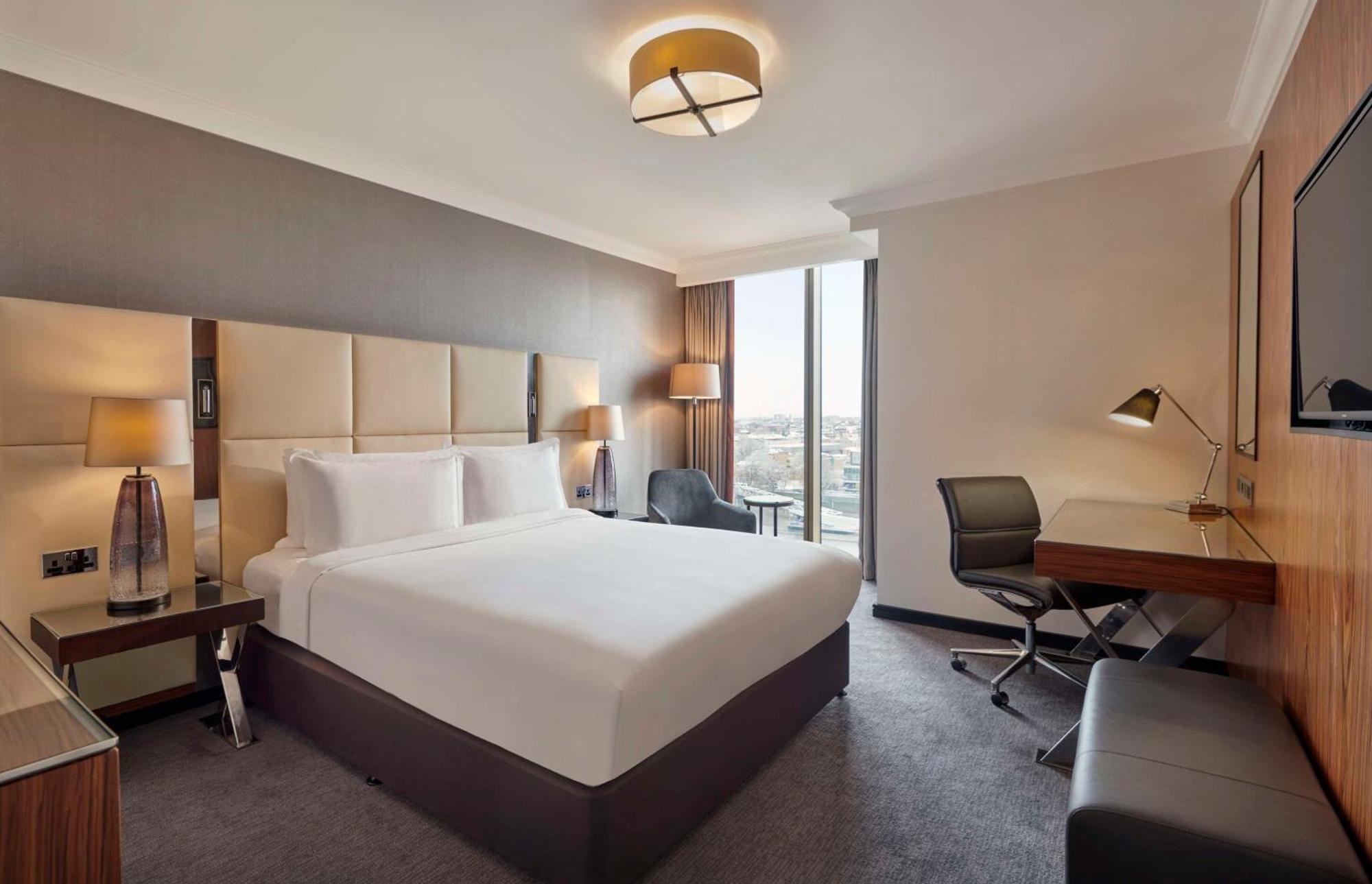 King Room River View High Floor,1458078220:JPEG