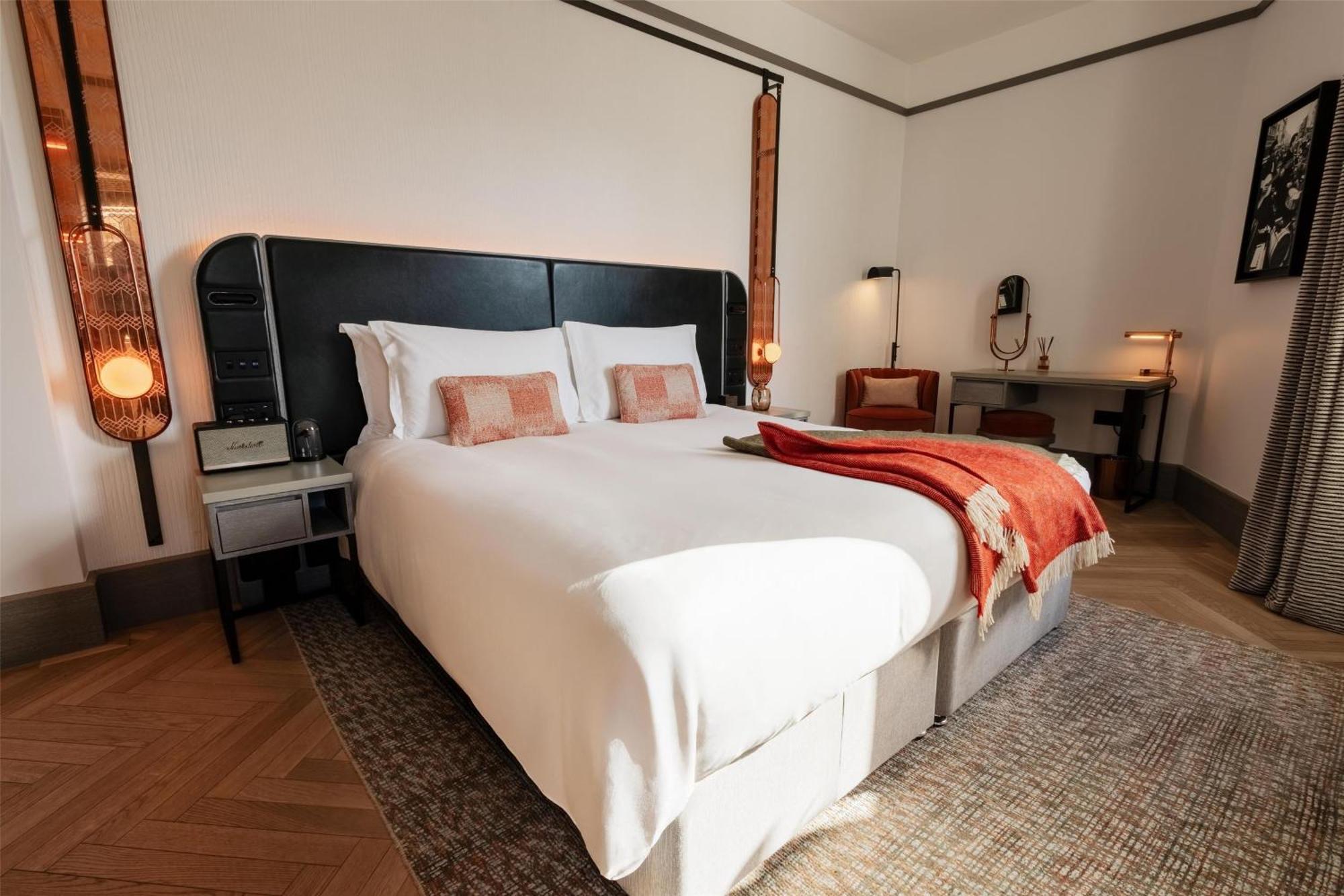 Quarto de Canto King Superior