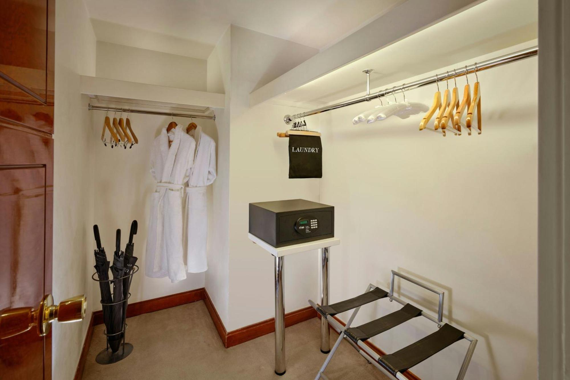 Suite Penthouse Westminster com 2 Quartos e Vista Horizonte
