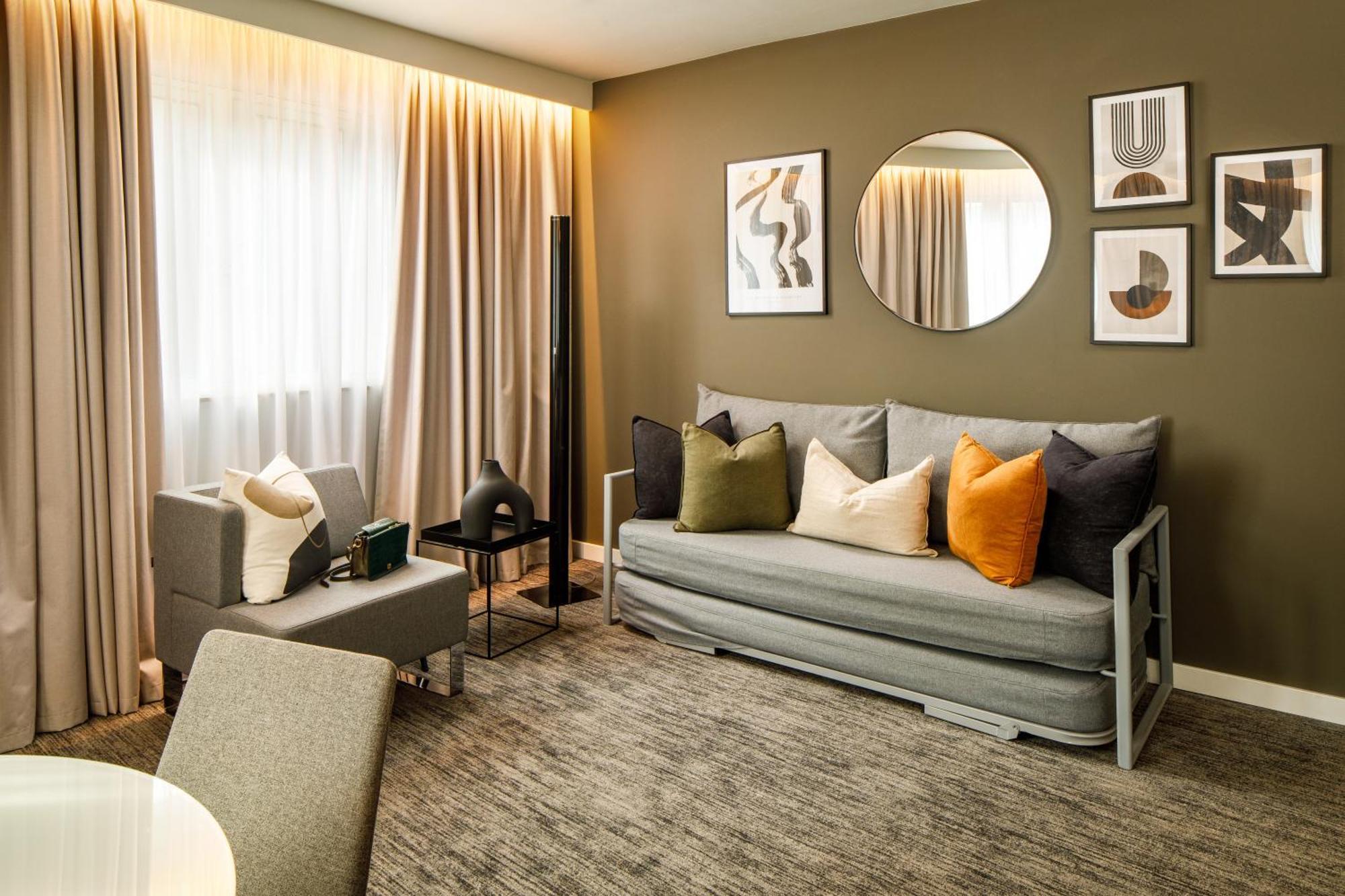 Suite Lit Queen-Size avec Canapé-Lit