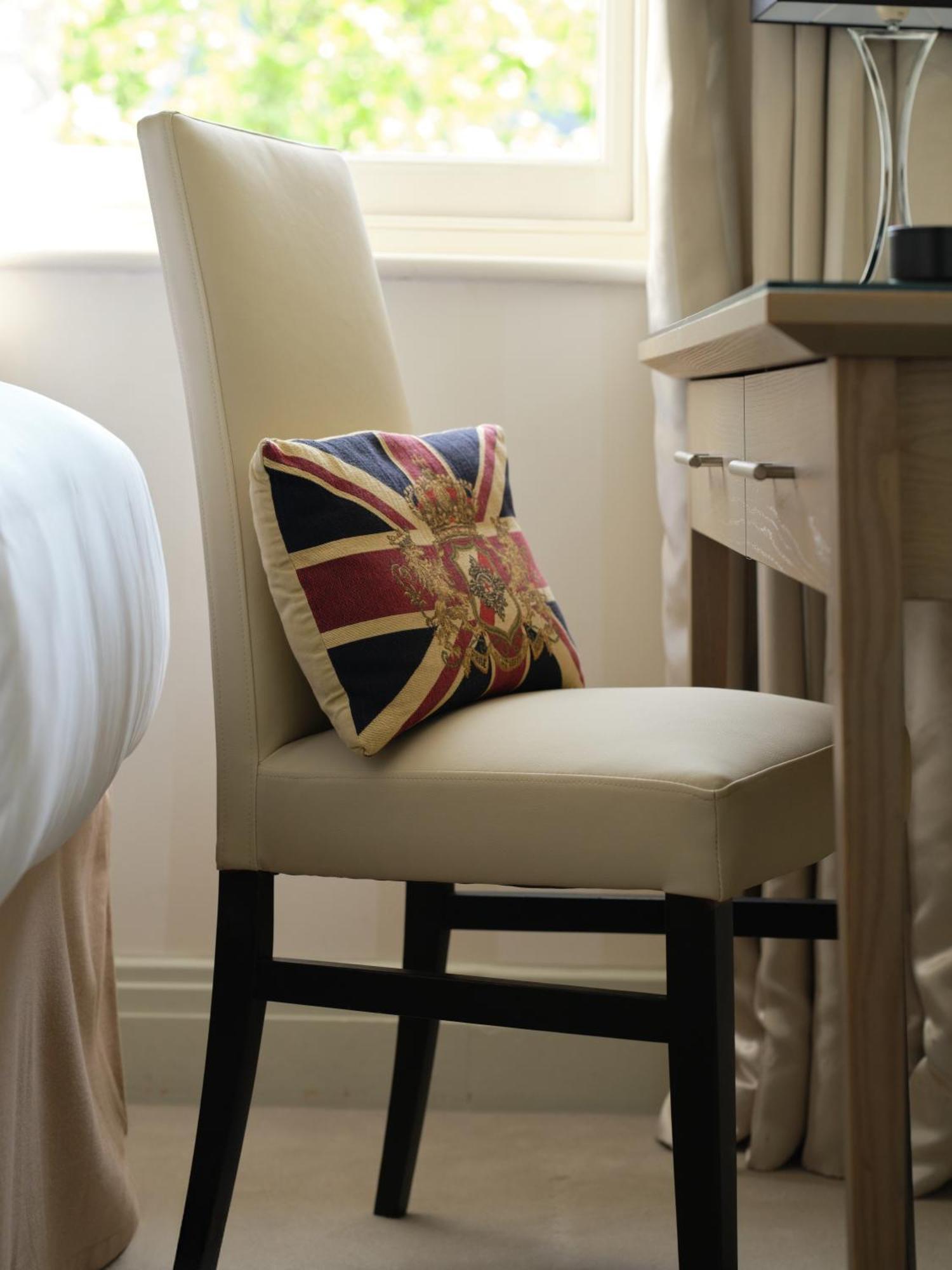 Petit double room