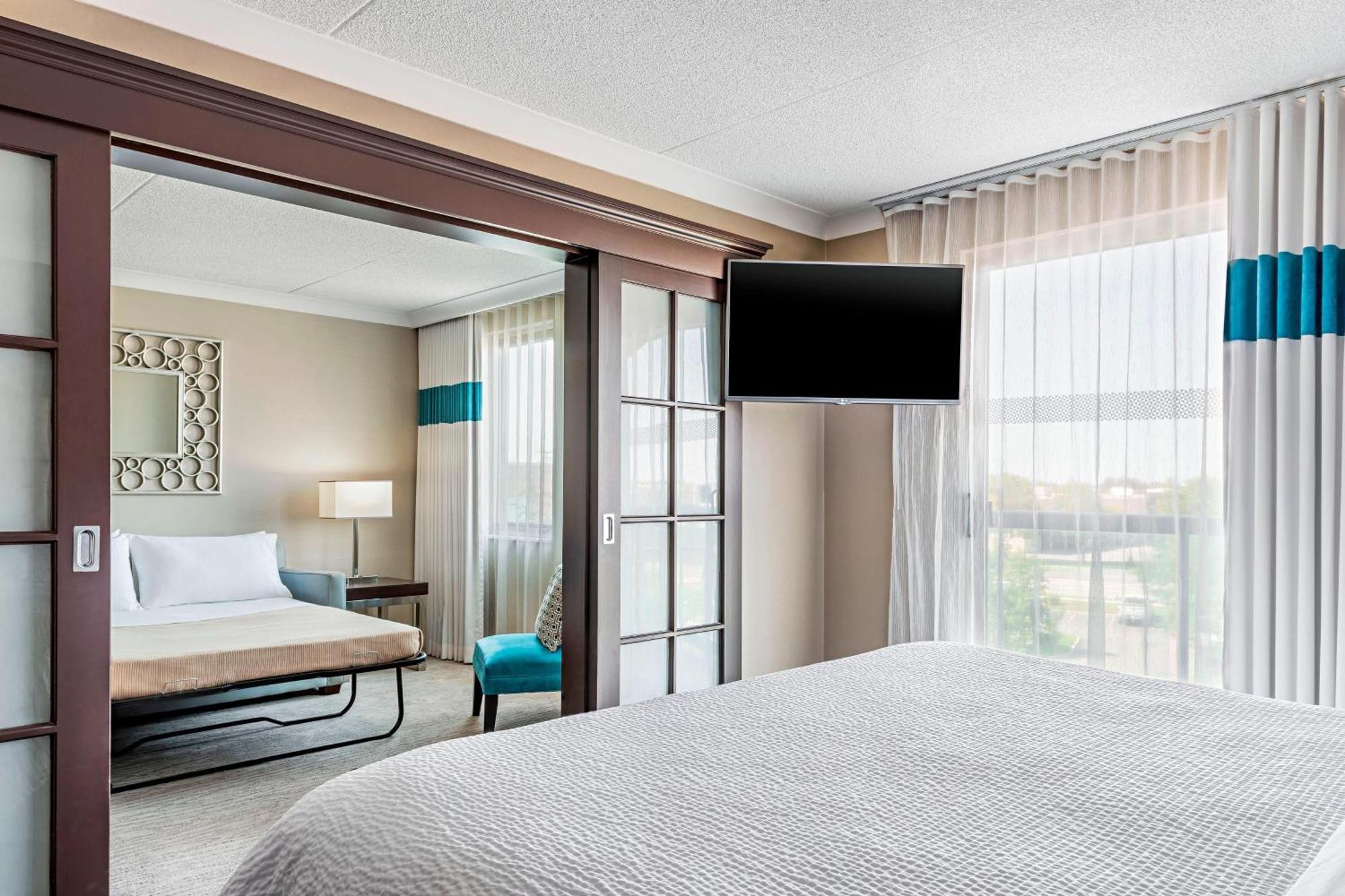 Suite with Spa Bath