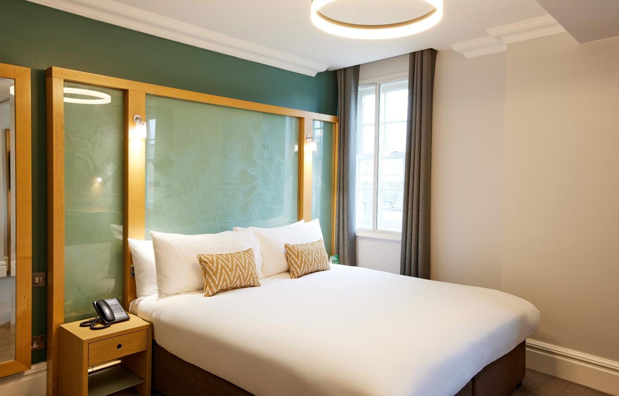 Quarto Duplo Standard