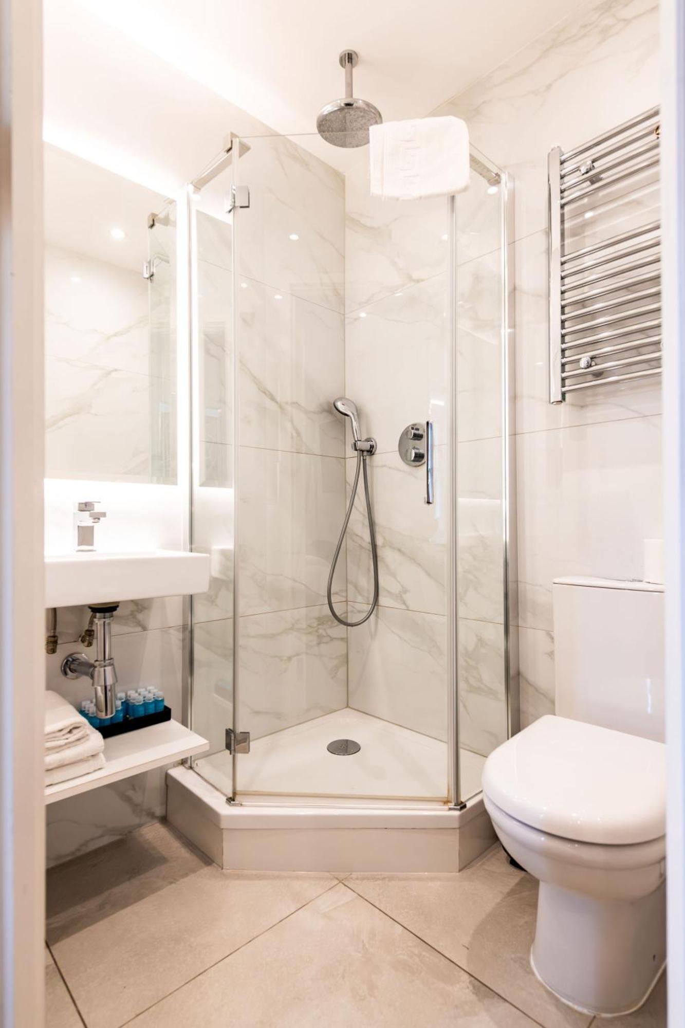 Quarto Duplo