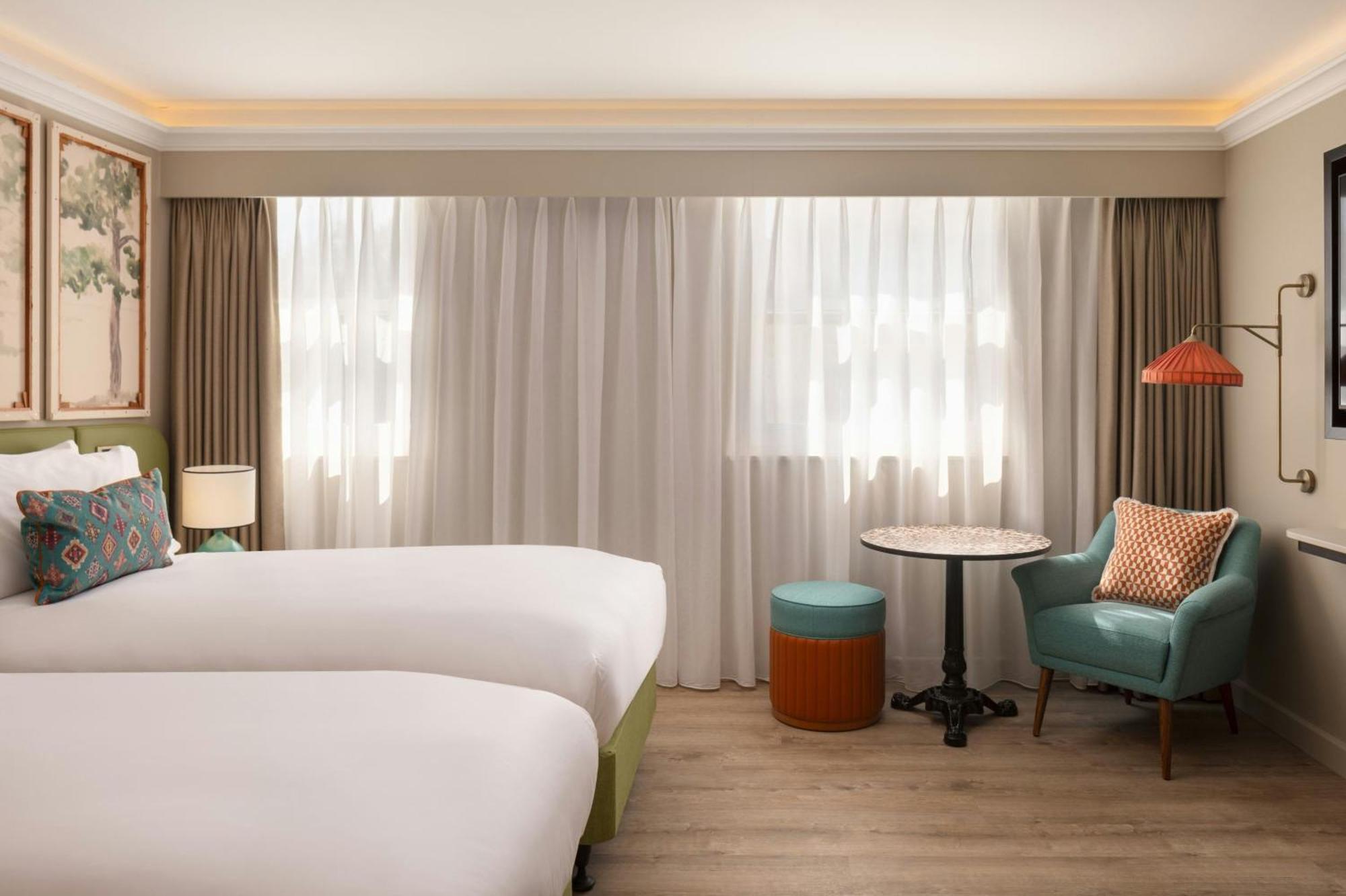 Deluxe Twin Room City View