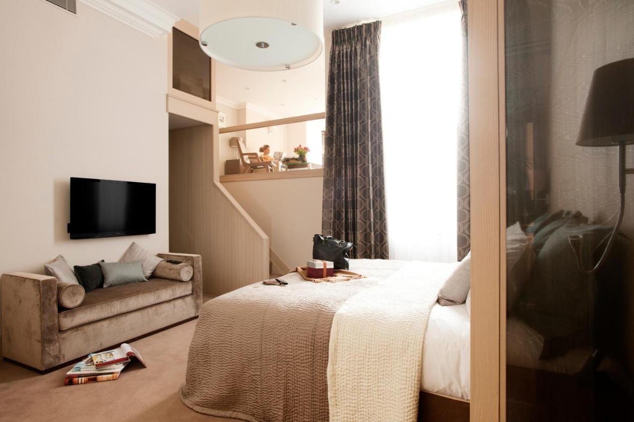 Apartamento grande de 3 quartos com varanda