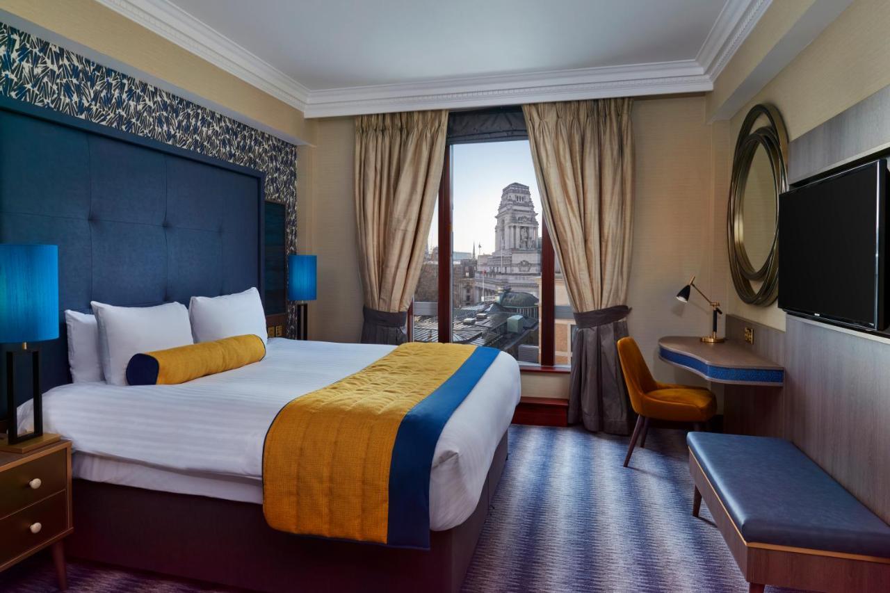 Quarto Superior com Cama de Casal