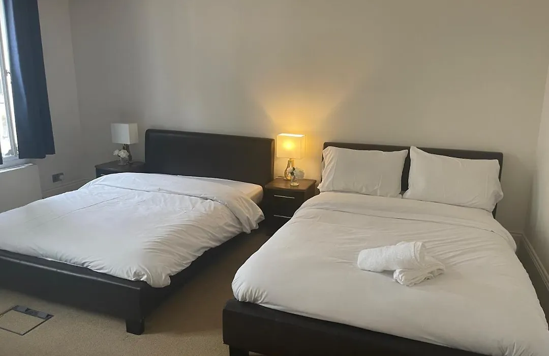 Mayfair Guesthouse-1