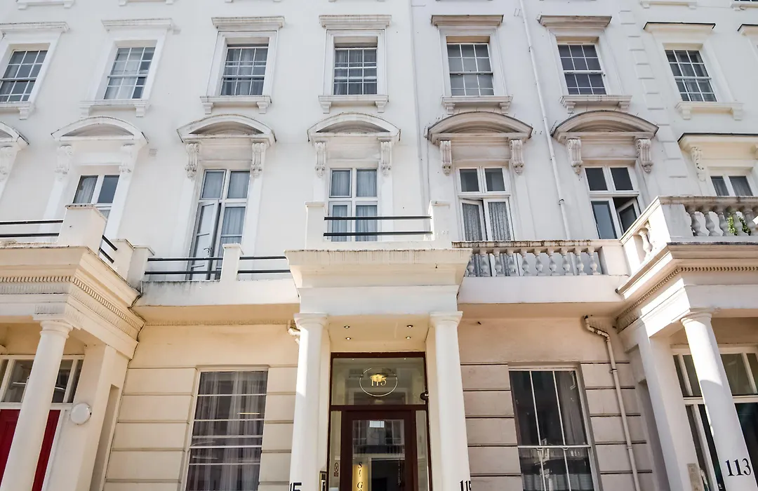 St George'S Hotel-1