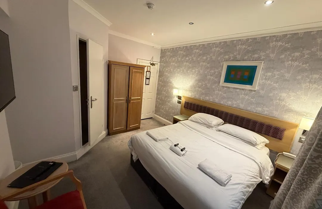 Kingswaypark Hotel At Park Avenue-1