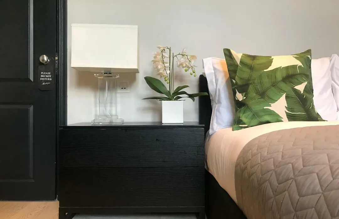 Sakkson House Rooms & Suites-1