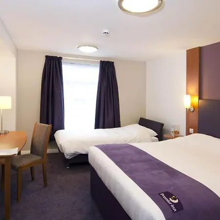 Premier Inn London Hampstead-3