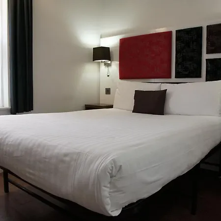 Chiswick Rooms-2