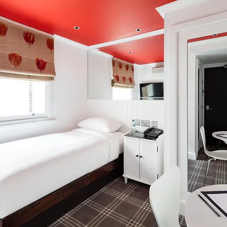 Guild Hotel Marble Arch-3