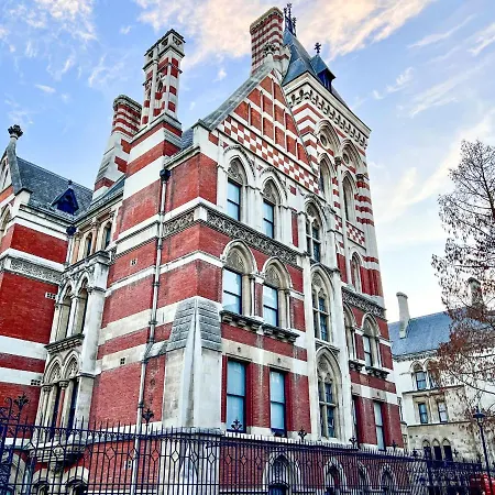Deluxe Entire Apartment Between Covent Garden And St Pauls Cathedral-3