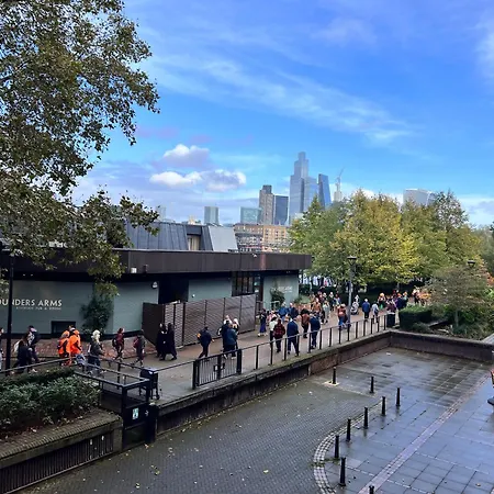 River Thames View Entire Apartment In The Most Cental London-3