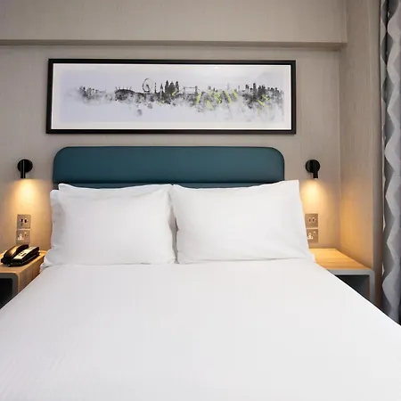 City Sleeper At Royal National Hotel-3