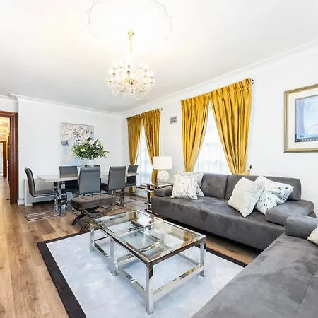 Carlton Court - Mayfair-2