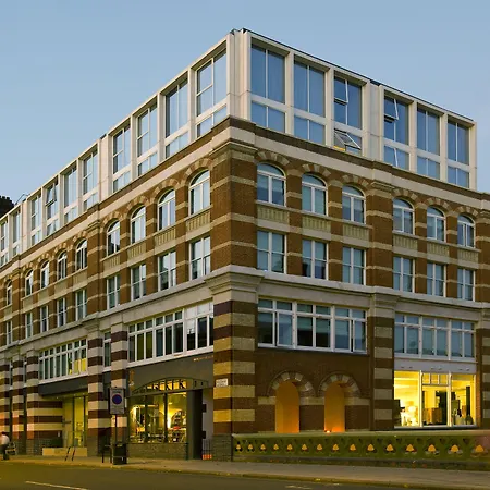 The Rosebery By Supercity Aparthotels-2