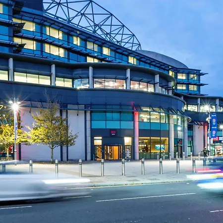 Radisson Red London Twickenham-3