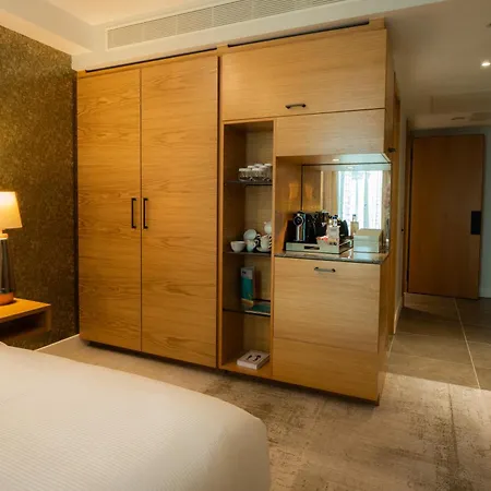 Lincoln Plaza Hotel London, Curio Collection By Hilton-3