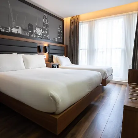 London Court Hotel-2