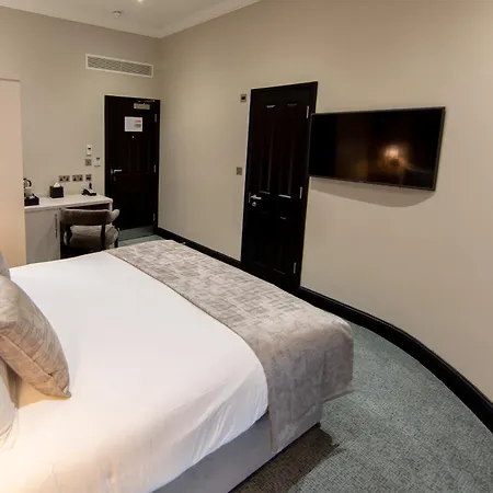 The Crescent Hyde Park-2