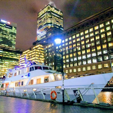Absolute Pleasure Yacht-2