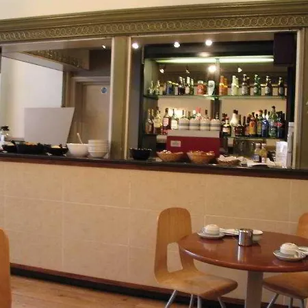 Kensington International Inn-3